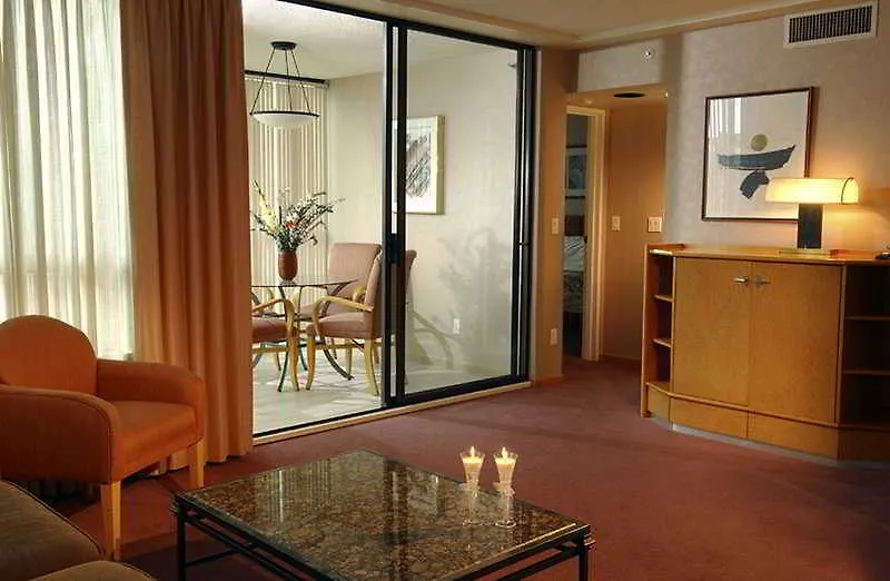 Landis Hotel And Suites Vancouver