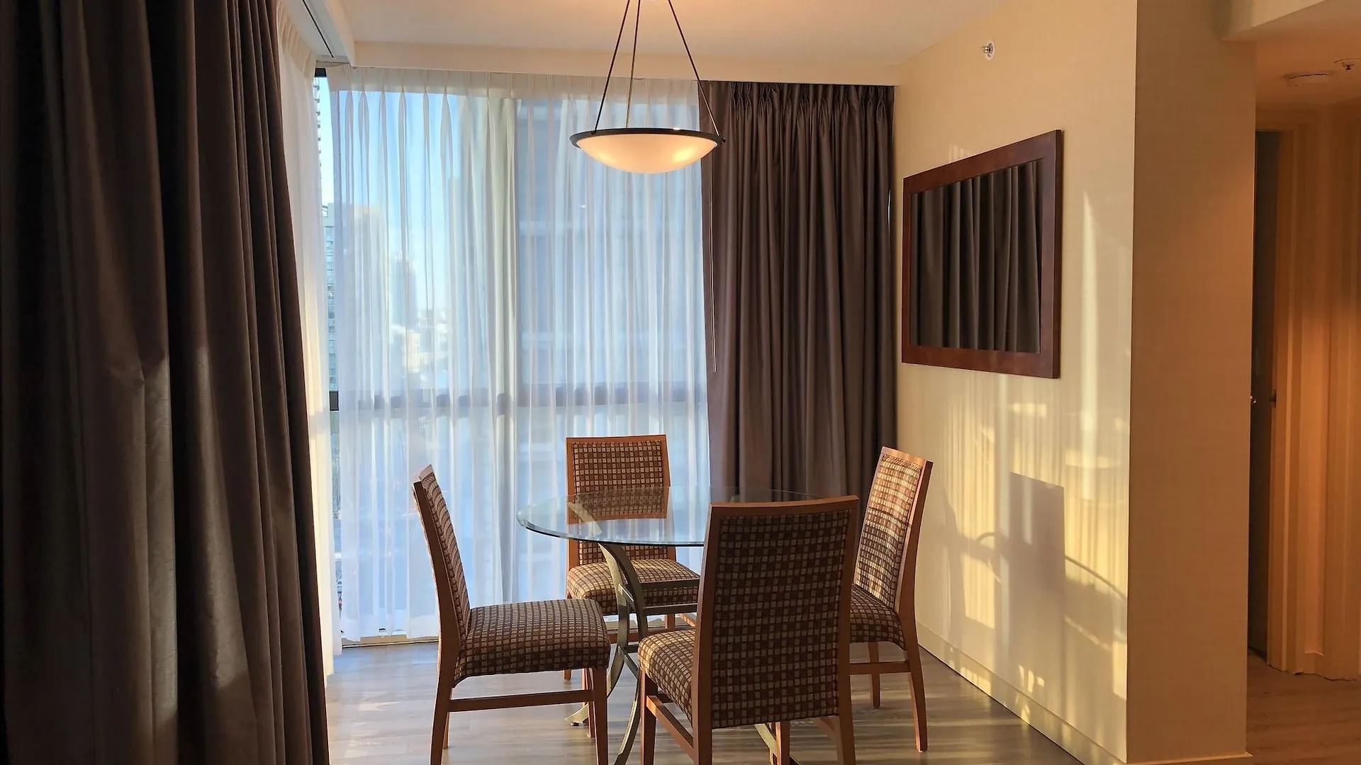Landis Hotel And Suites Βανκούβερ