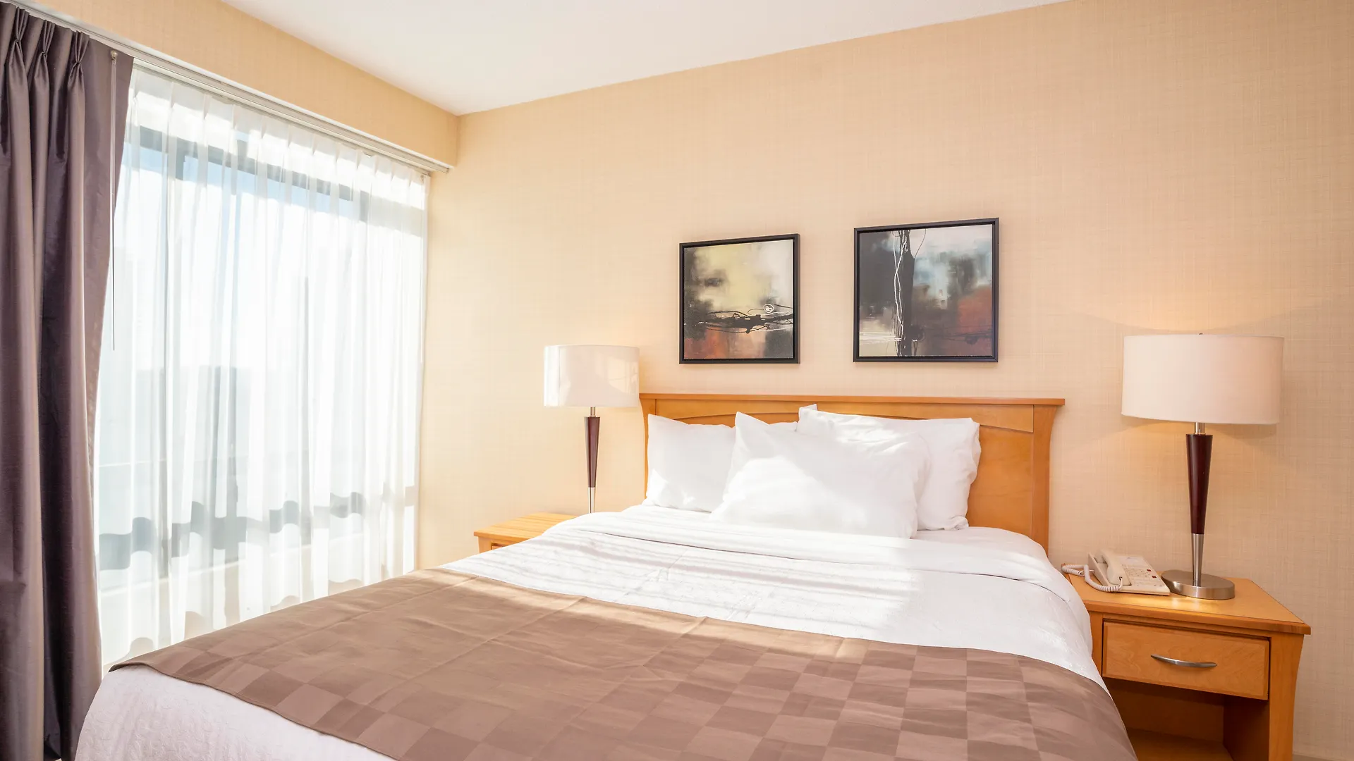 Landis Hotel And Suites Vancouver