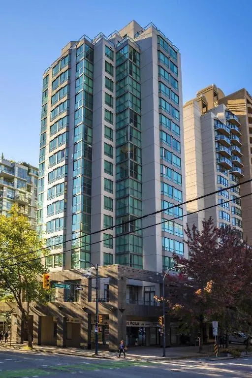 Landis Hotel And Suites Vancouver 3*,