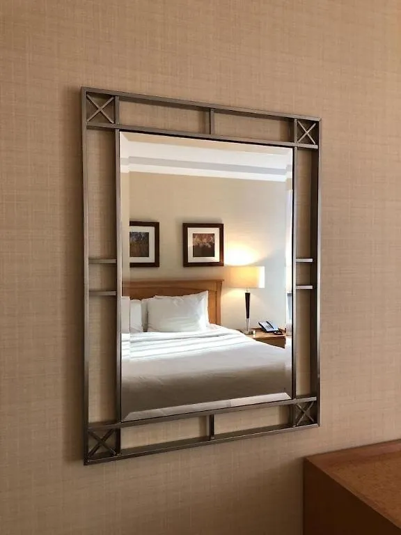 Landis Hotel And Suites Vancouver
