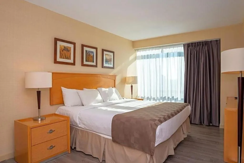 Landis Hotel And Suites Vancouver